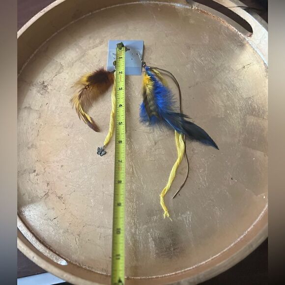 Feather earrings/ boho earrings/ western earrings/ statement earrings - Picture 5 of 5